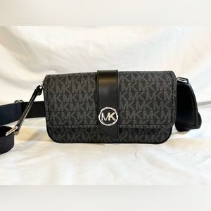 Michael Michael Kors Women's Greenwich East West Crossbody Bag Retail $198